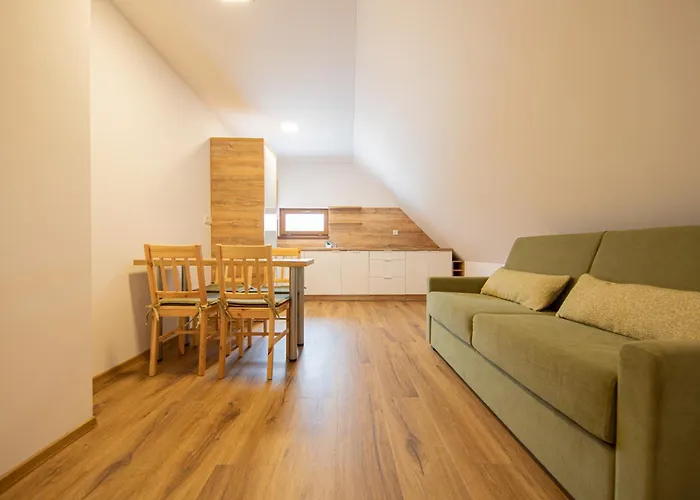 Affittacamere Erlenuv Dvur 3*