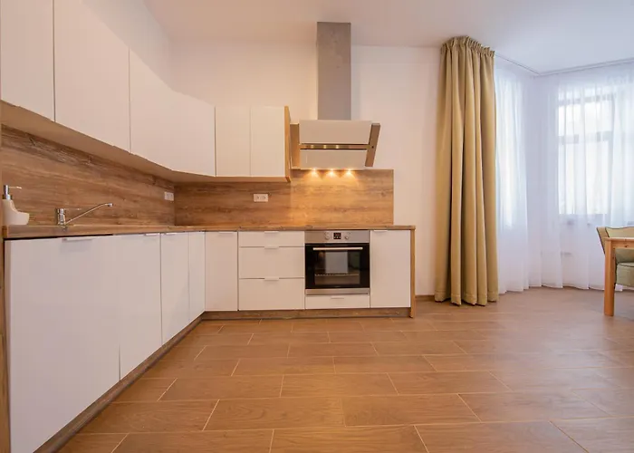 Erlenuv Dvur 3*